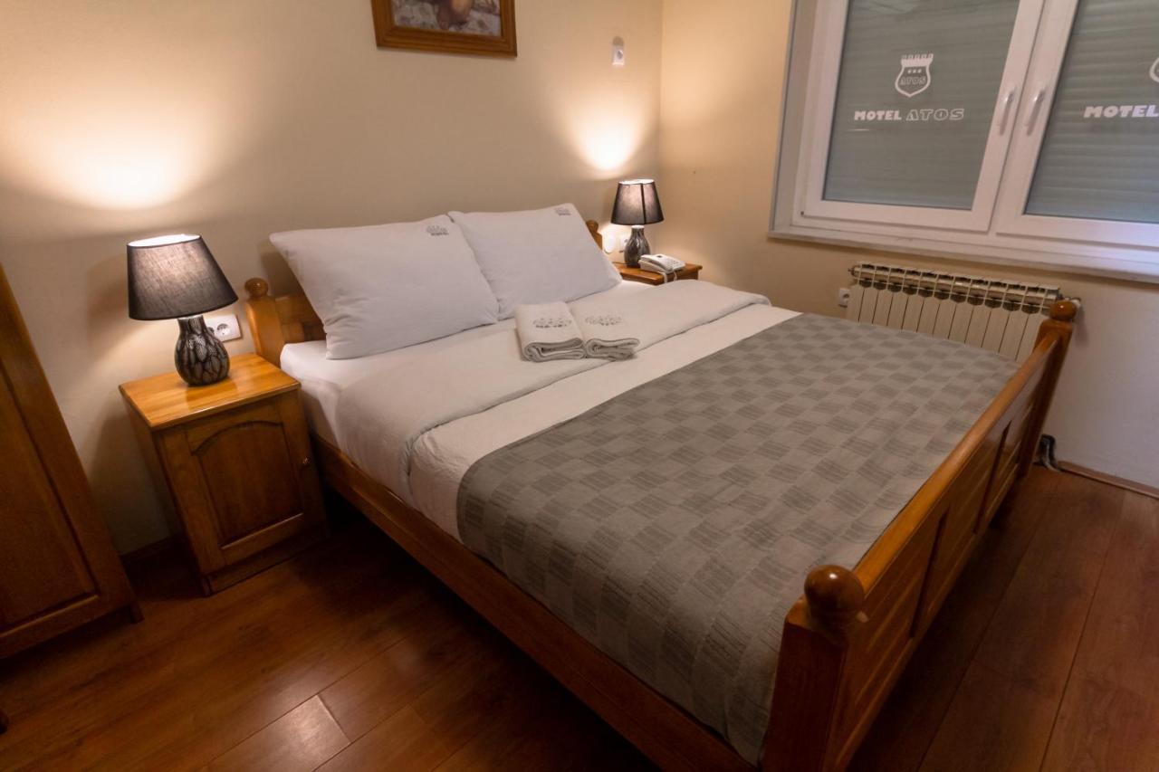 Motel Atos Laktaši Kültér fotó