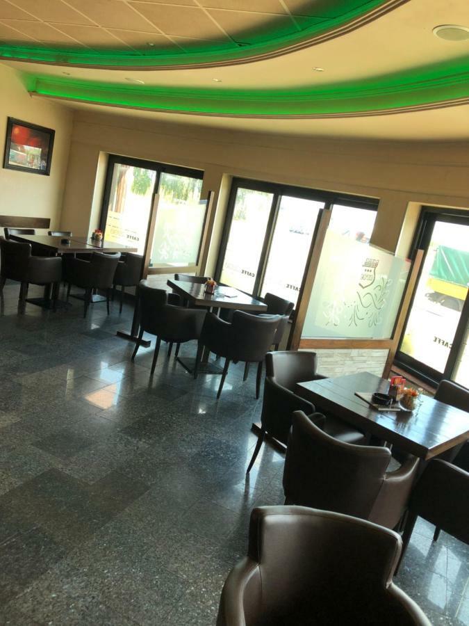 Motel Atos Laktaši Kültér fotó